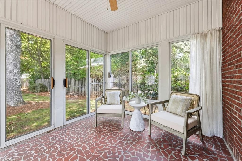 Stick/Site Built at 938 Madison Avenue, Winston-Salem NC 27103, Winston-Salem, photo 12 of 28
