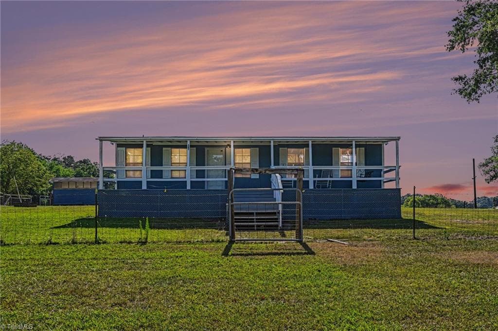 Manufactured Home at 812 Forest Hills School Road N, Marshville NC 28103, Marshville, photo 24 of 26