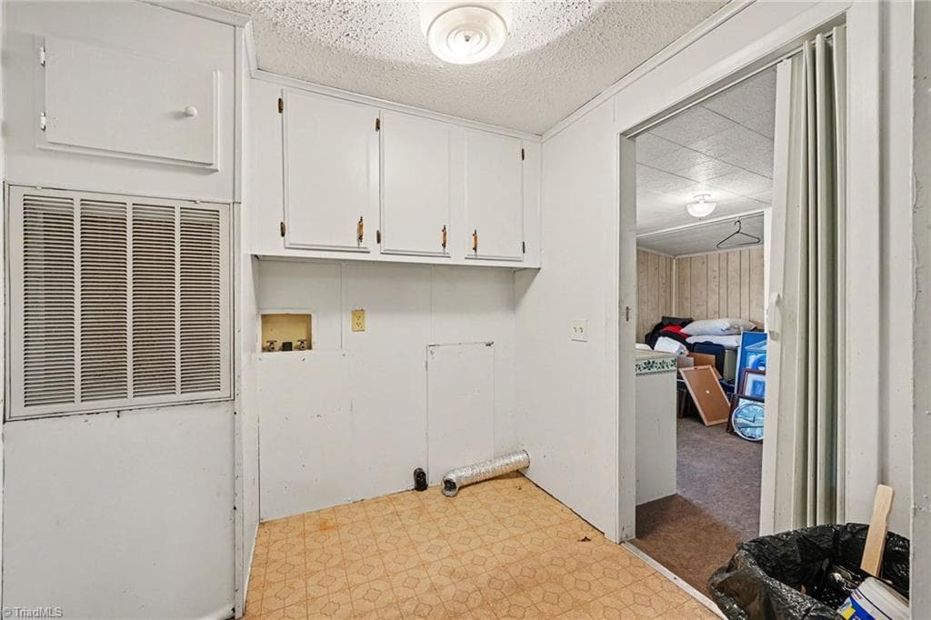 Manufactured Home at 812 Forest Hills School Road N, Marshville NC 28103, Marshville, photo 15 of 26