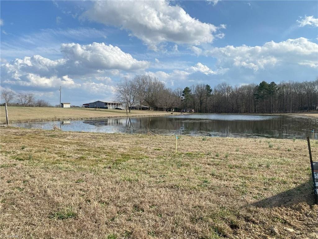 Manufactured Home at 812 Forest Hills School Road N, Marshville NC 28103, Marshville, photo 25 of 26