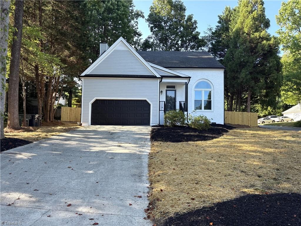 Stick/Site Built at 6100 Clarkwood Circle, Greensboro NC 27410, photo 6 of 42
