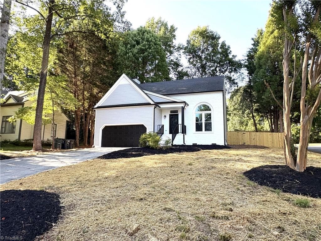 Stick/Site Built at 6100 Clarkwood Circle, Greensboro NC 27410, photo 7 of 42