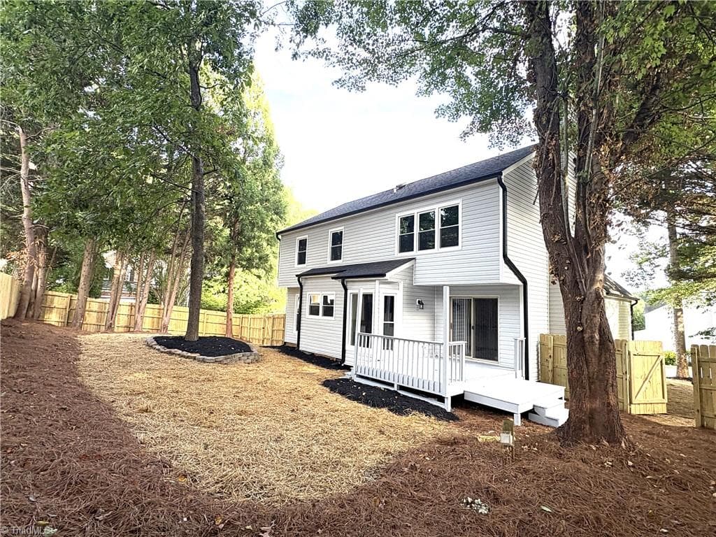 Stick/Site Built at 6100 Clarkwood Circle, Greensboro NC 27410, photo 33 of 42