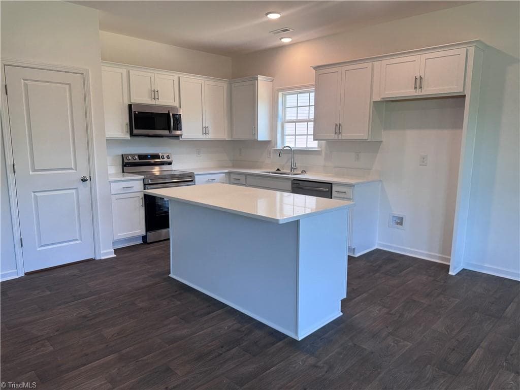 Stick/Site Built at 348 Waylon Court, Lexington NC 27295, photo 2 of 13