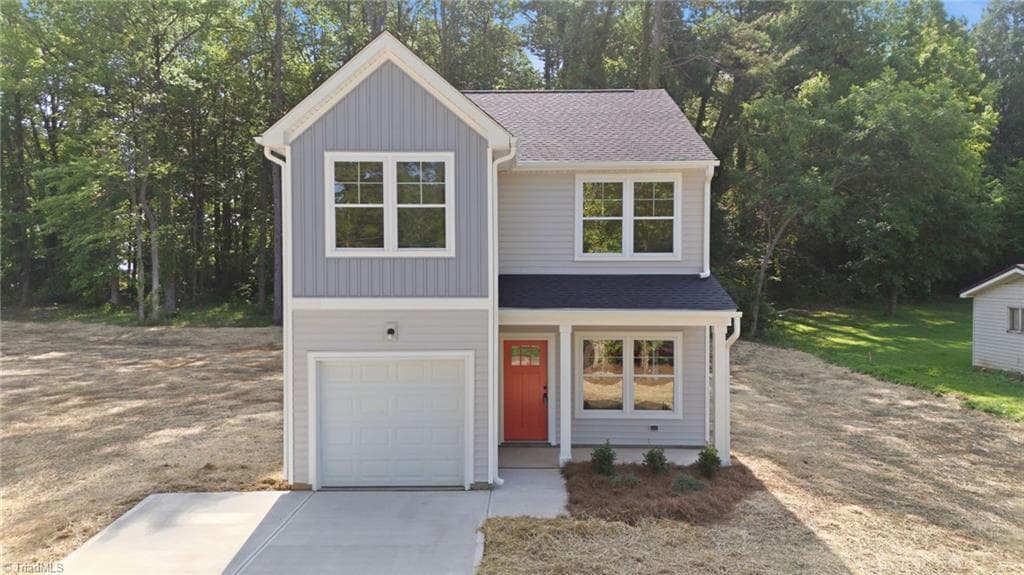 120 Maplewood Avenue, Thomasville NC 27360