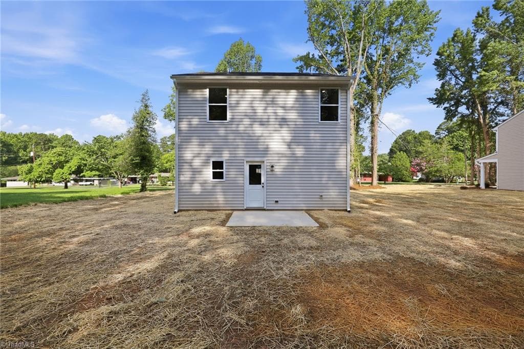 Stick/Site Built at 120 Maplewood Avenue, Thomasville NC 27360, photo 30 of 36