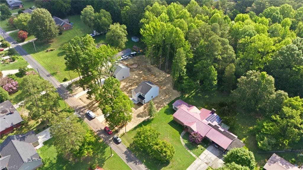 Stick/Site Built at 120 Maplewood Avenue, Thomasville NC 27360, photo 35 of 36