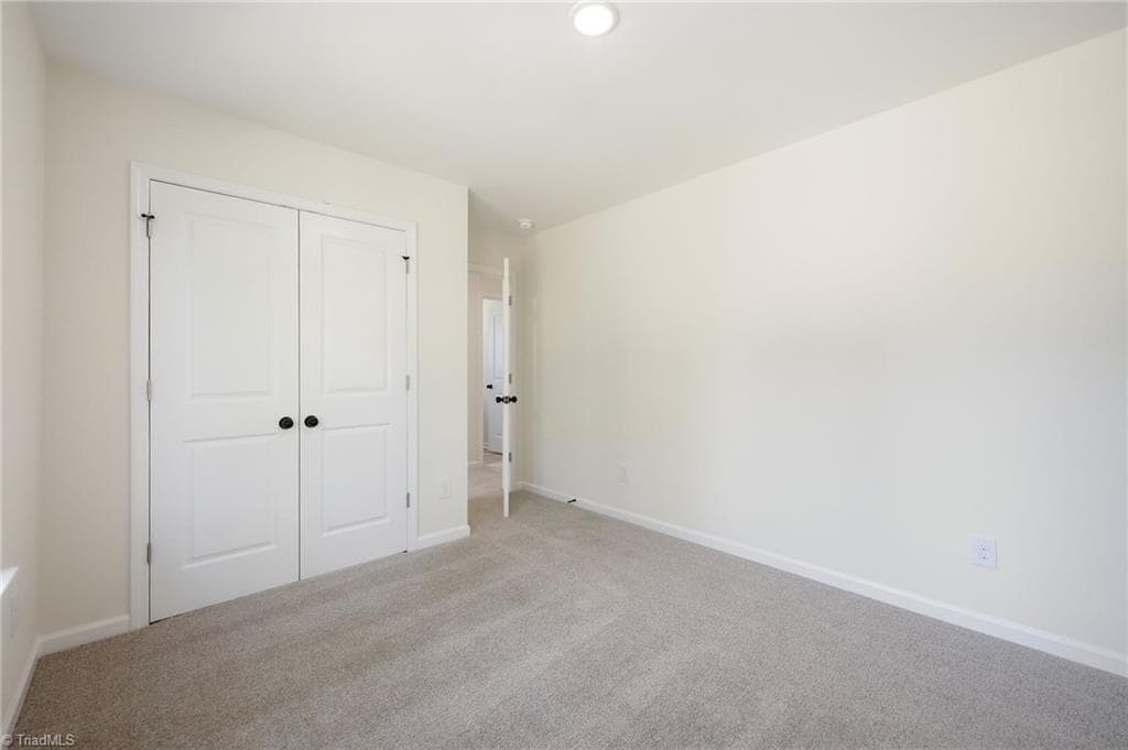 Stick/Site Built at 122 Maplewood Avenue, Thomasville NC 27360, photo 25 of 36