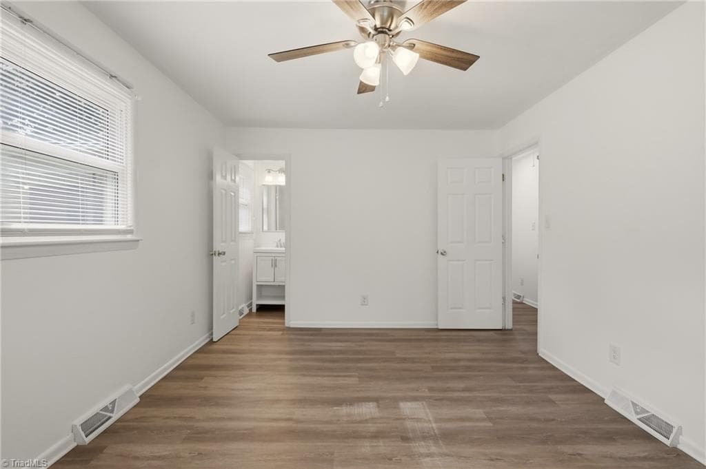 Stick/Site Built at 1609 Seven Oaks Place, High Point NC 27265, photo 16 of 37