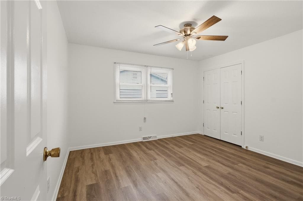 Stick/Site Built at 1609 Seven Oaks Place, High Point NC 27265, photo 19 of 37