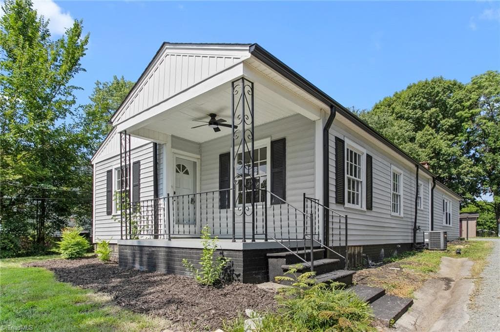 Stick/Site Built at 1309 Kilby Street, Burlington NC 27215, Burlington, photo 3 of 24