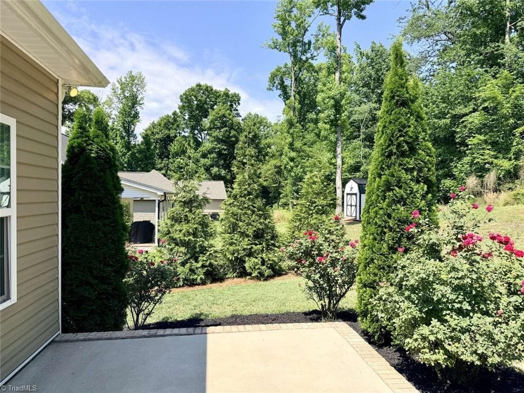 Stick/Site Built at 7154 Smokerise Lane, Kernersville NC 27285, photo 14 of 21