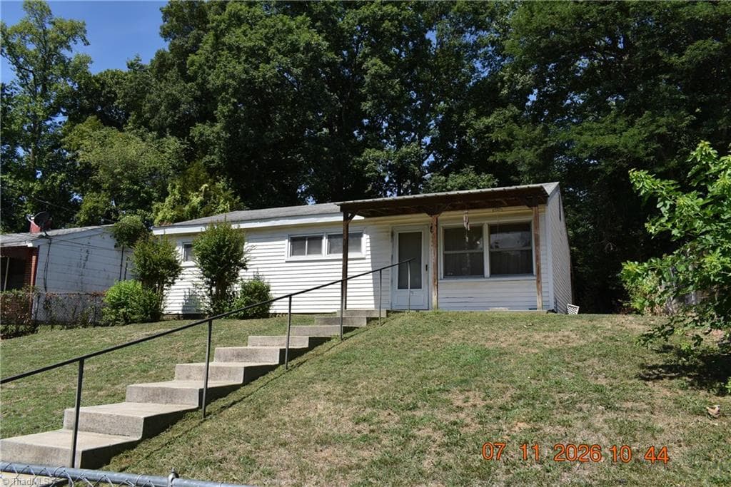 1410 Town Street, Greensboro NC 27407