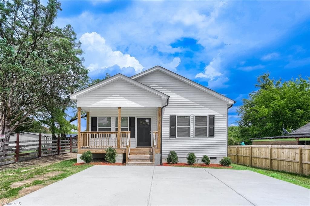 1335 Elrado Street, Burlington NC 27217