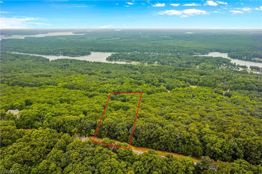 2261 Sierra Trace Road, Denton NC 27239