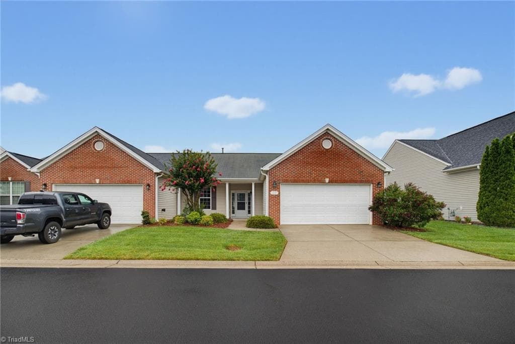 Stick/Site Built at 119 Maryland Drive, Thomasville NC 27360, photo 4 of 34