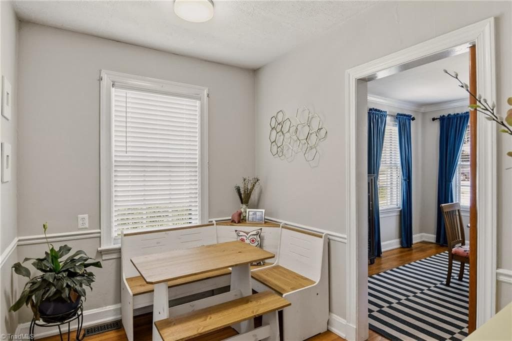 Stick/Site Built at 2209 W Friendly Avenue, Greensboro NC 27403, photo 6 of 46