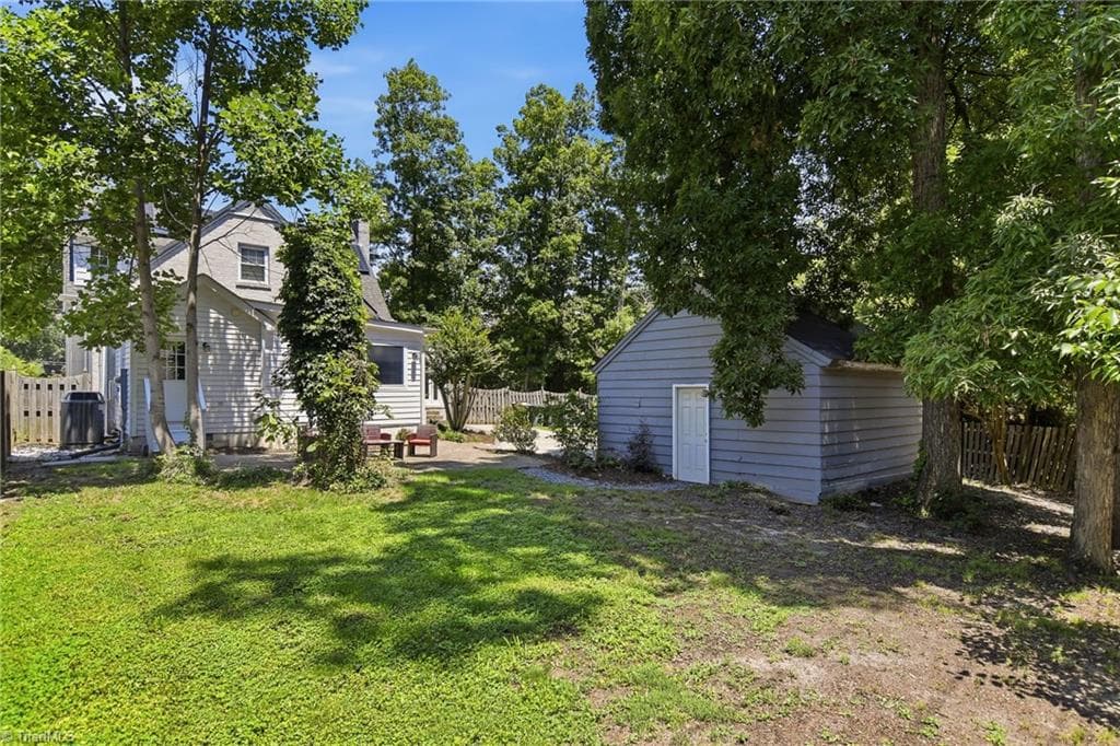 Stick/Site Built at 2209 W Friendly Avenue, Greensboro NC 27403, photo 30 of 46