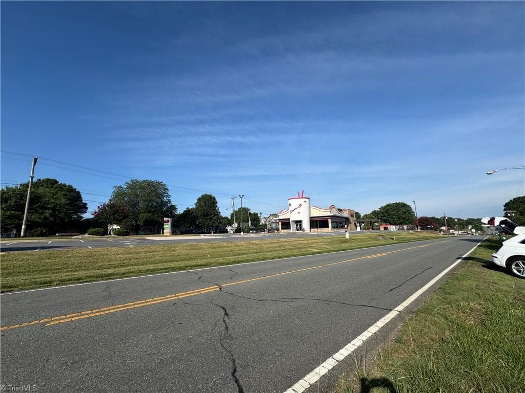 Commercial at 349 King Street, King NC 27021, photo 8 of 20