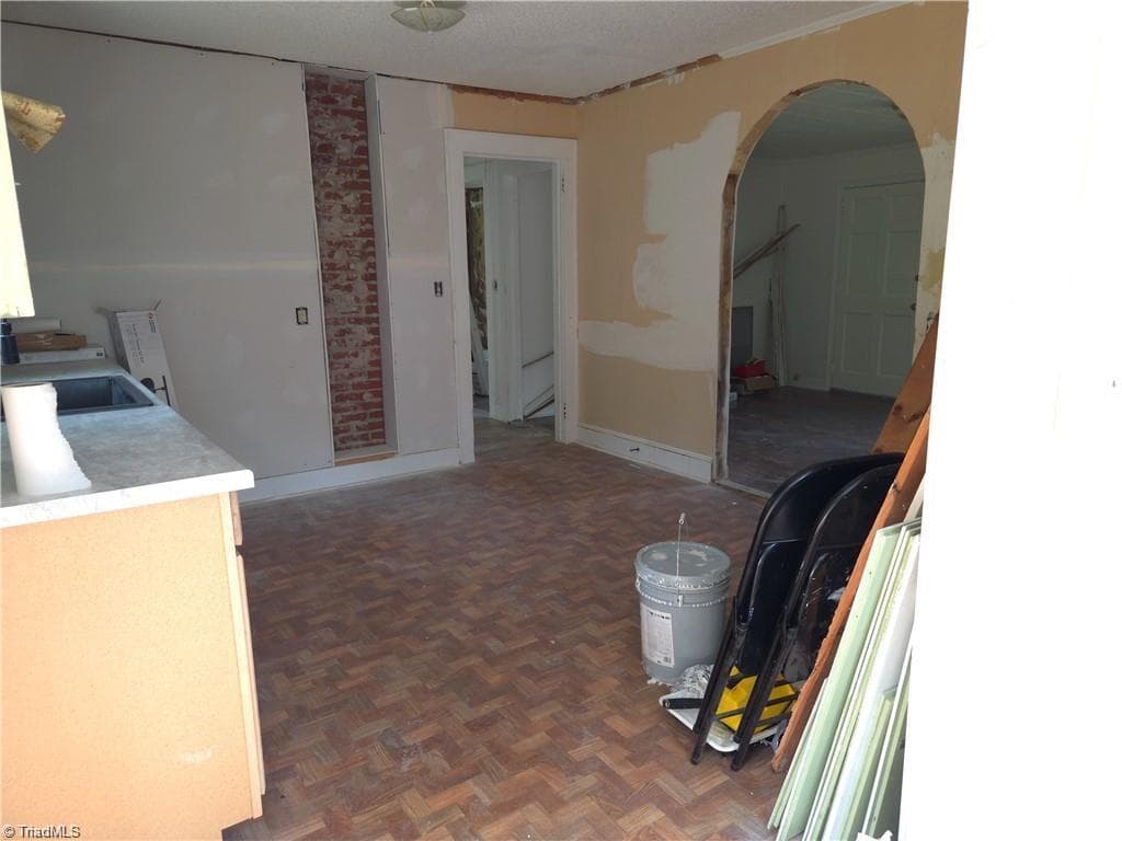 Stick/Site Built at 410 Worth Street, Mount Airy NC 27030, Mount Airy, photo 7 of 18