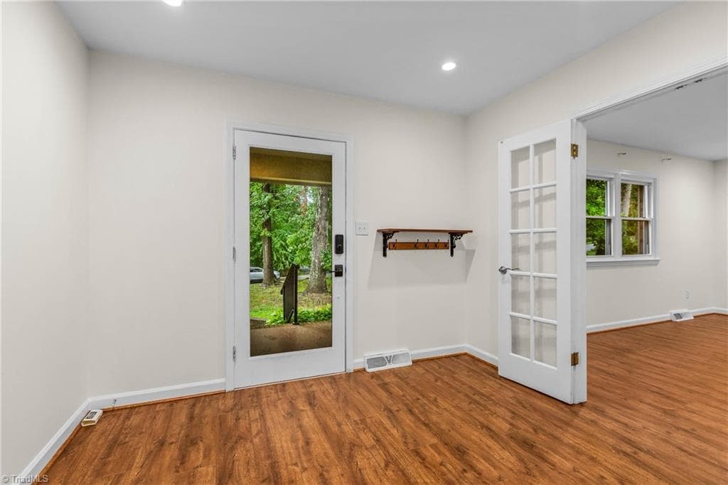 Stick/Site Built at 5024 Timbrook Lane, Winston-Salem NC 27103, photo 2 of 14