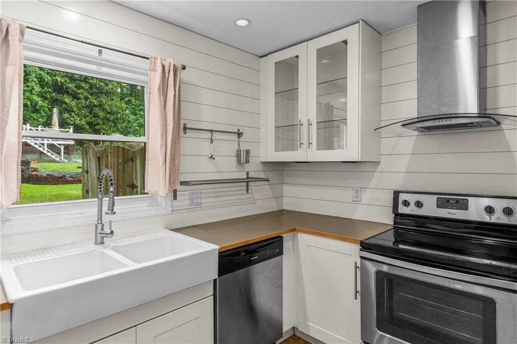 Stick/Site Built at 5024 Timbrook Lane, Winston-Salem NC 27103, photo 6 of 14