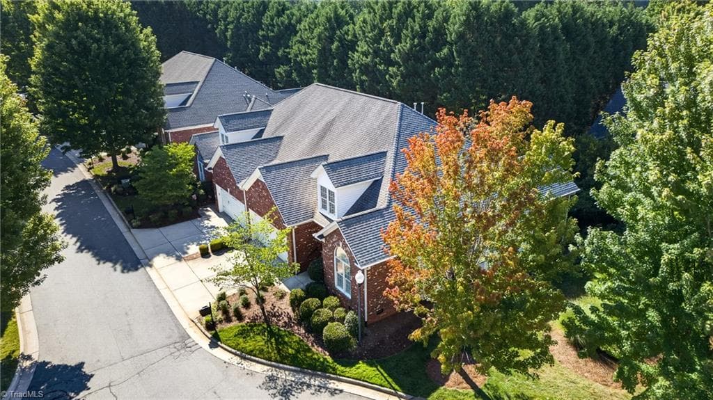 Stick/Site Built at 6 Jacobs Way, Greensboro NC 27455, photo 33 of 43