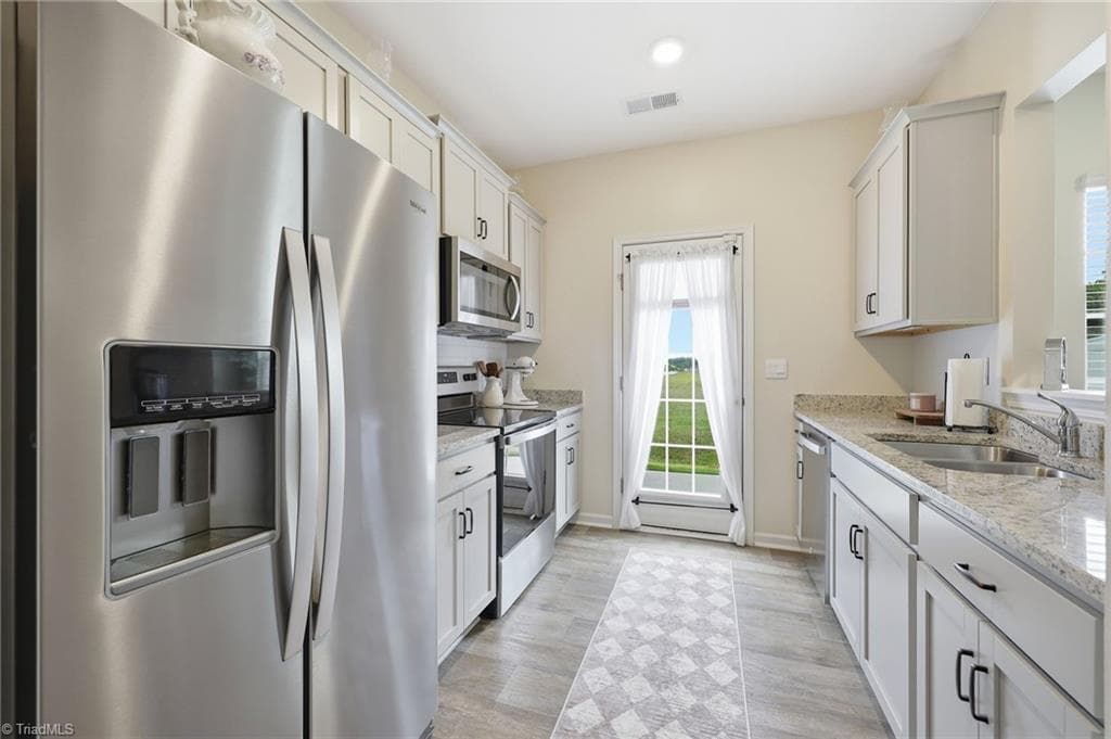 Stick/Site Built at 1365 Isley Lane, Kernersville NC 27284, photo 10 of 32
