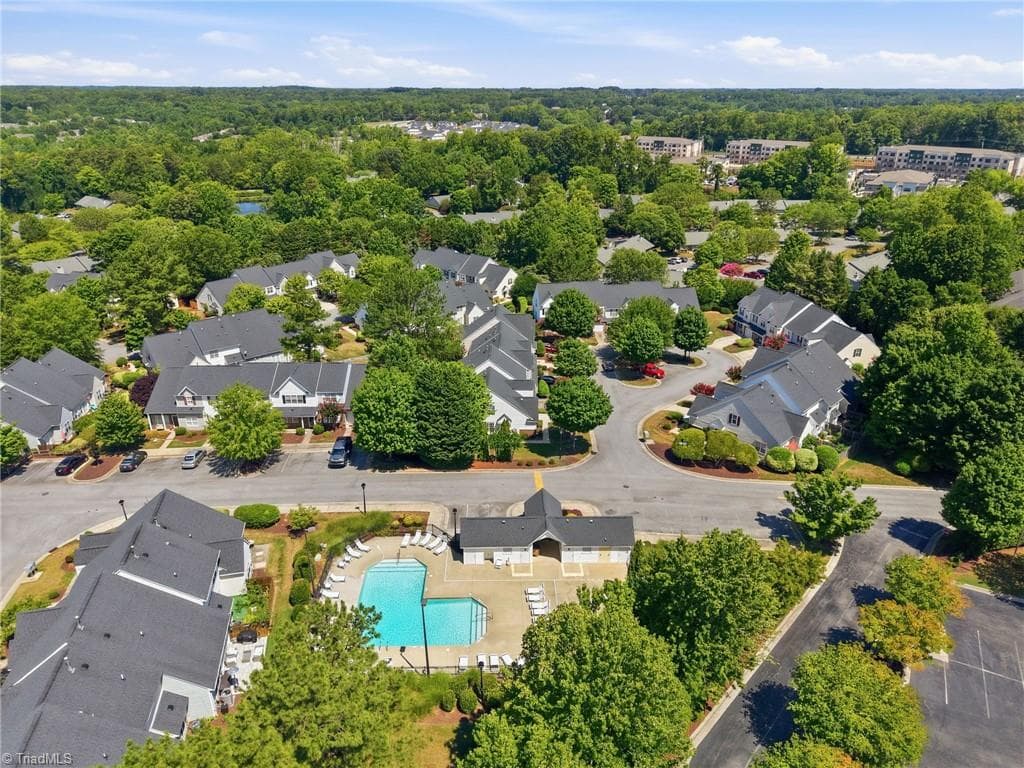 Stick/Site Built at 2736 N Keswick Way, Greensboro NC 27410, photo 47 of 49