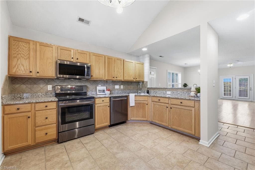 Stick/Site Built at 2736 N Keswick Way, Greensboro NC 27410, photo 11 of 49