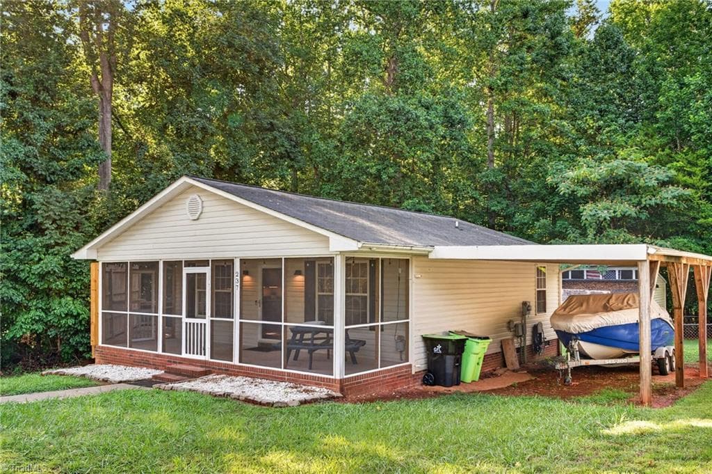Stick/Site Built at 237 Partridge Drive, Lexington NC 27292, photo 22 of 33