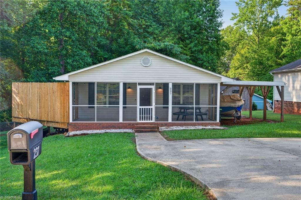237 Partridge Drive, Lexington NC 27292