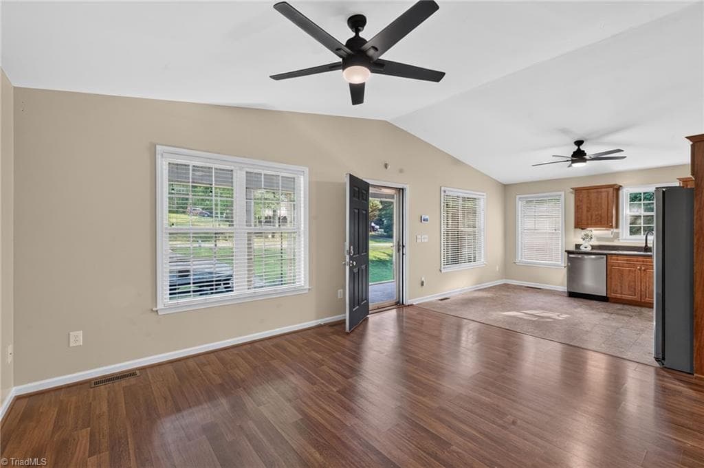 Stick/Site Built at 237 Partridge Drive, Lexington NC 27292, photo 5 of 33