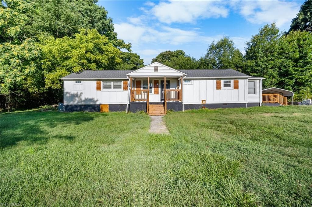 710 Edgewood Avenue, Thomasville NC 27360