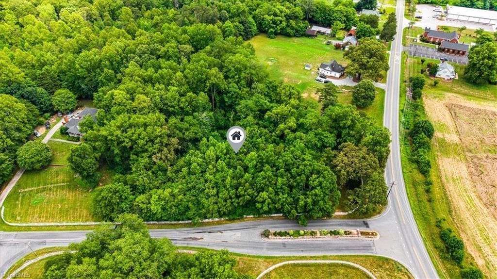 Single Family Residence at 7800 Southerland Drive, Browns Summit NC 27214, photo 10 of 11