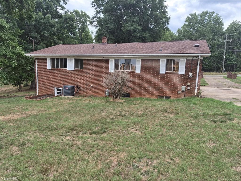 Stick/Site Built at 3150 Wentworth Street, Reidsville NC 27320, Reidsville, photo 45 of 46