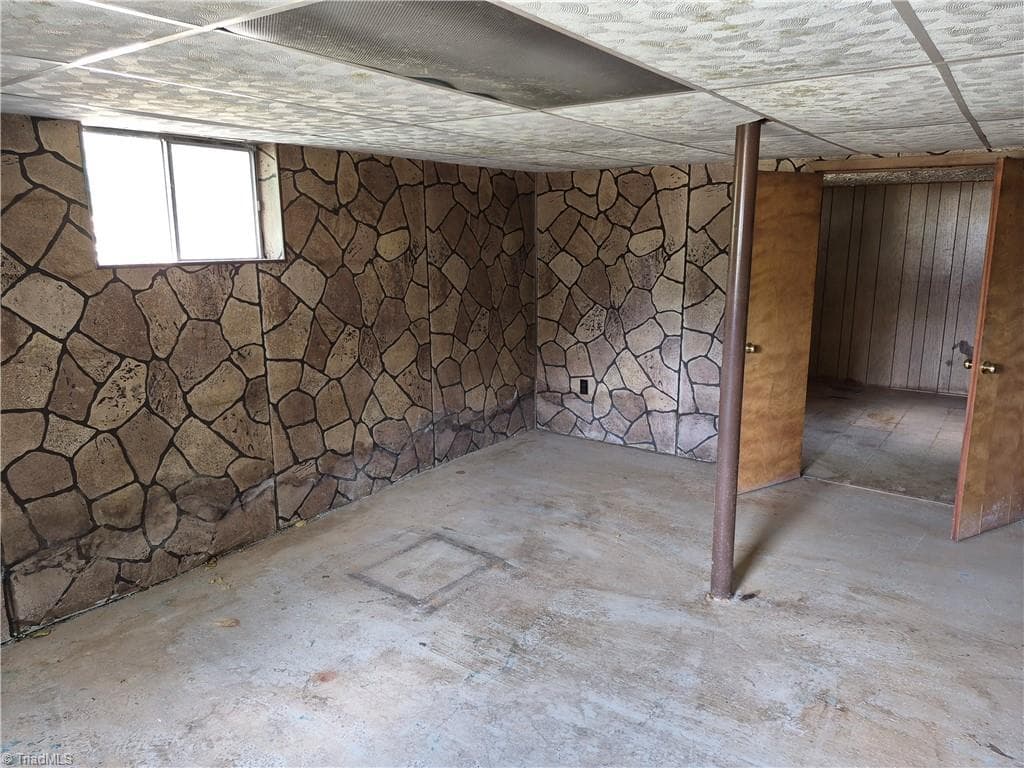 Stick/Site Built at 3150 Wentworth Street, Reidsville NC 27320, Reidsville, photo 35 of 46