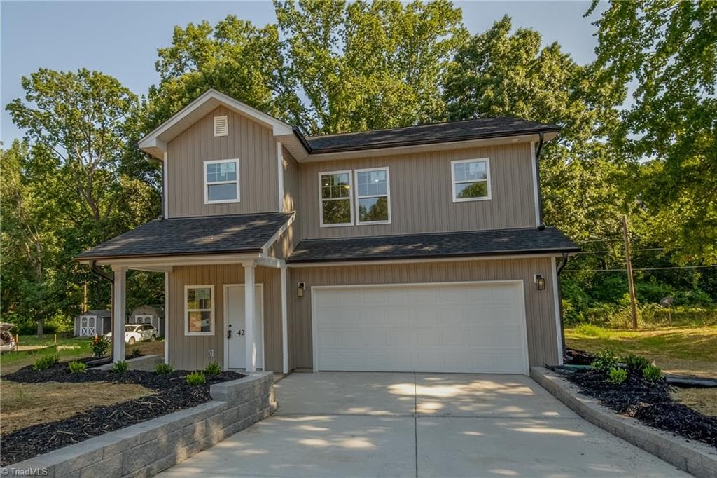 Stick/Site Built at 4247 Compton Drive, Winston-Salem NC 27107, photo 2 of 39