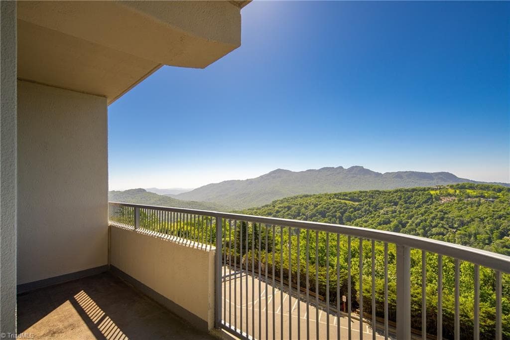 303 Sugar Top Drive # 2210, Banner Elk NC 28604