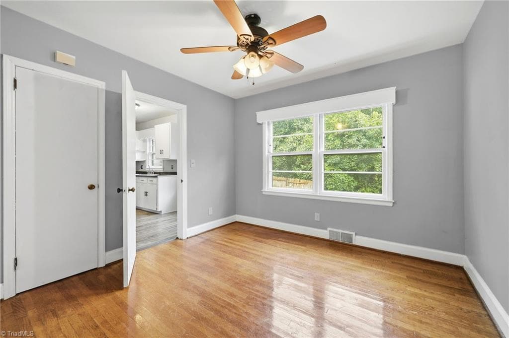 Stick/Site Built at 5002 Cherry Street, Winston-Salem NC 27105, Winston-Salem, photo 10 of 32
