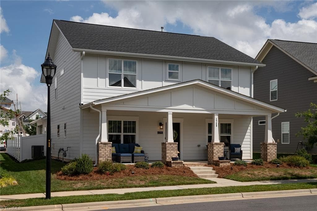 Stick/Site Built at 1728 Eastover Drive, Kernersville NC 27284, photo 2 of 44