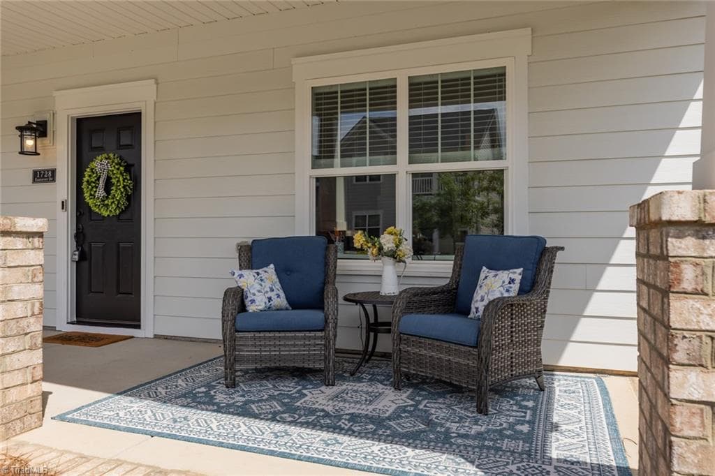 Stick/Site Built at 1728 Eastover Drive, Kernersville NC 27284, photo 4 of 44