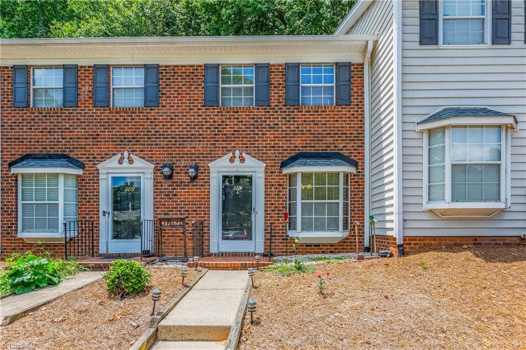 2221 Stonecutter Drive, Winston-Salem NC 27103