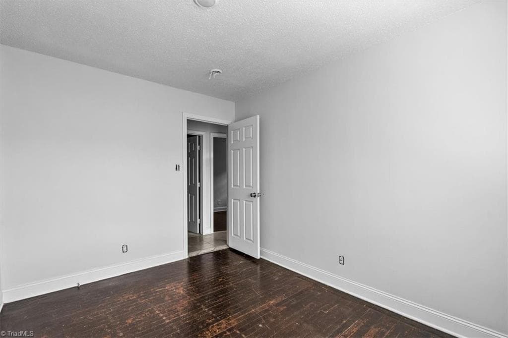 Stick/Site Built at 1724 Glenwood Avenue, Greensboro NC 27403, photo 20 of 26