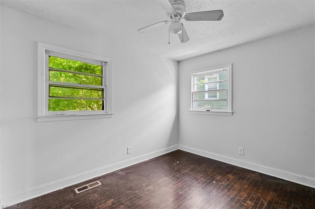 Stick/Site Built at 1724 Glenwood Avenue, Greensboro NC 27403, photo 21 of 26