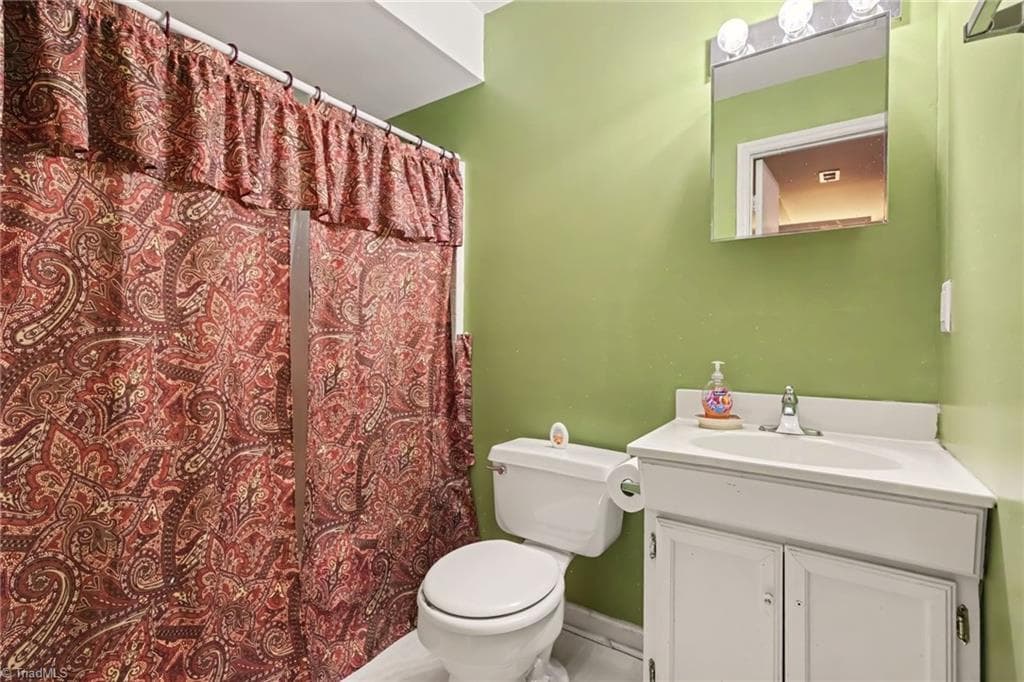Stick/Site Built at 3015 Konnoak Drive, Winston-Salem NC 27127, Winston-Salem, photo 18 of 24