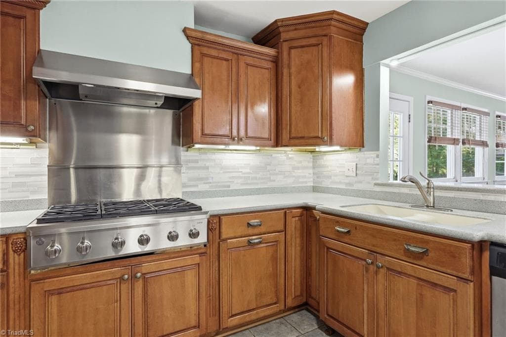 Stick/Site Built at 3340 York Road, Winston-Salem NC 27106, Winston-Salem, photo 8 of 45