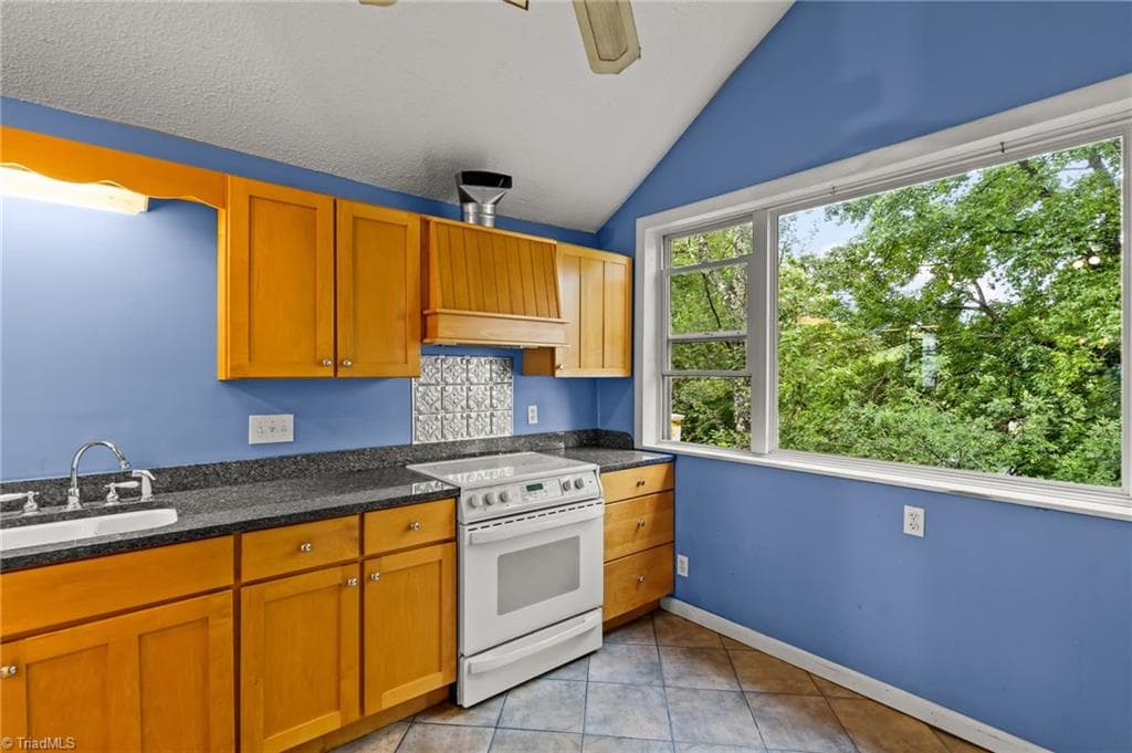 Stick/Site Built at 702 Granville Drive SW, Winston-Salem NC 27101, Winston-Salem, photo 24 of 50
