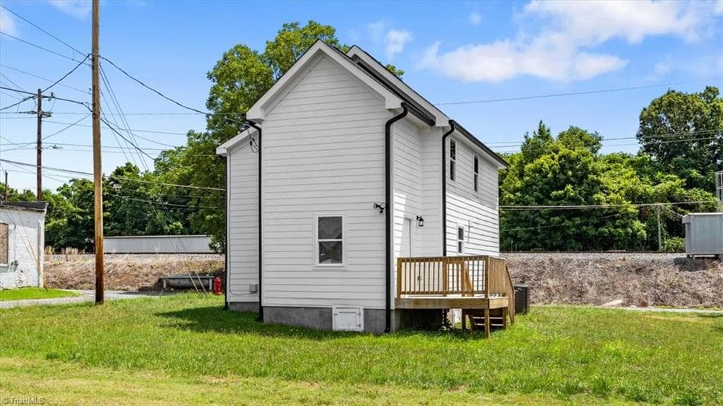 Stick/Site Built at 117 Piedmont Street, Reidsville NC 27320, photo 30 of 32