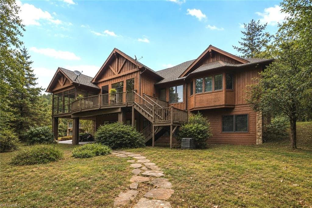 621 Crystal Bay Drive, Denton NC 27239